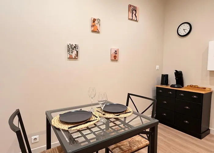 Refuge Des Intimes - & Sauna En Cave Appartement *